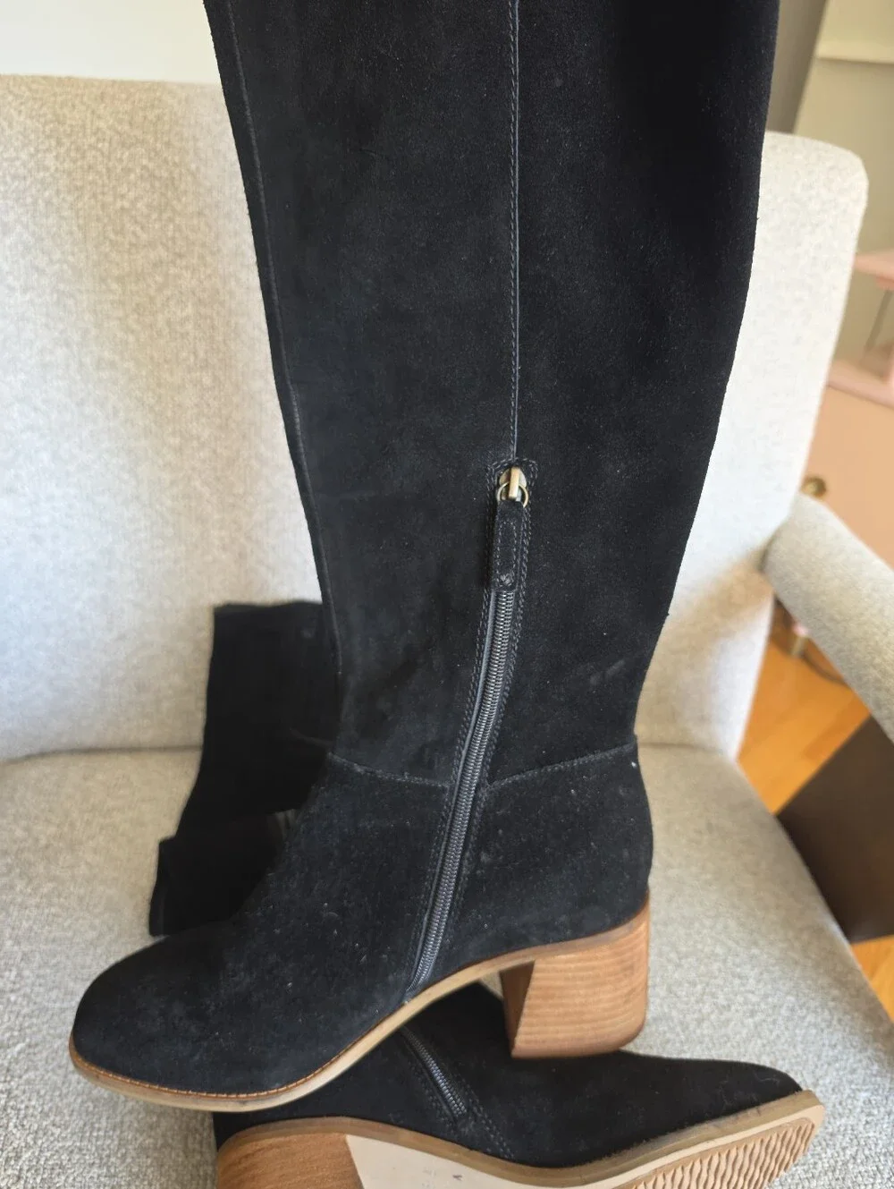 Kelsi Dagger block heel